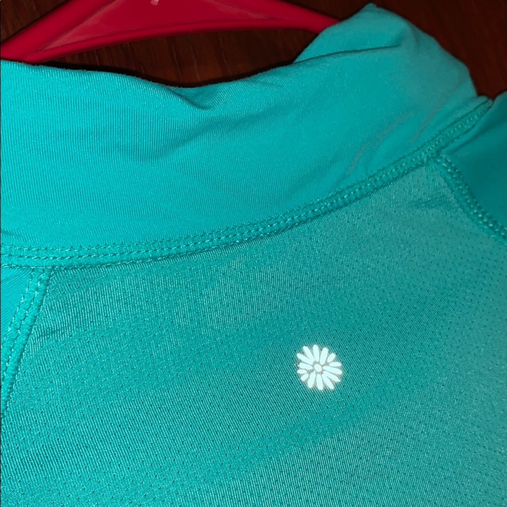 Athletic running pullover